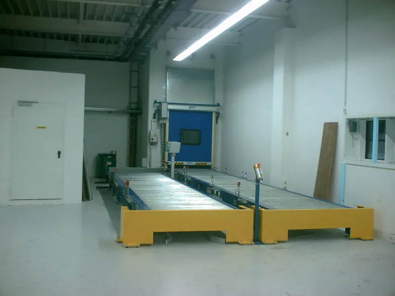 Two conveyor lines side by side